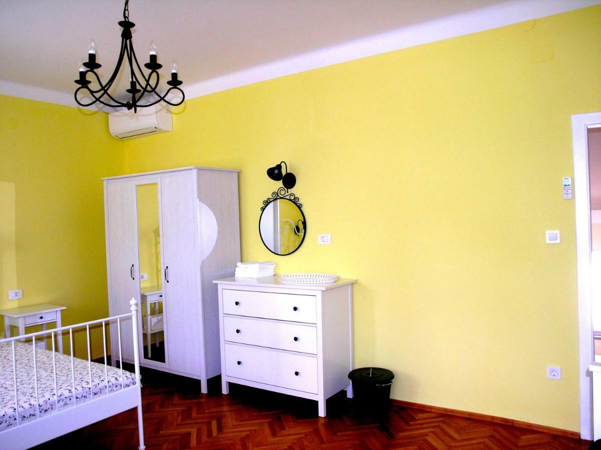 Holiday Home Lija Center 라브 외부 사진
