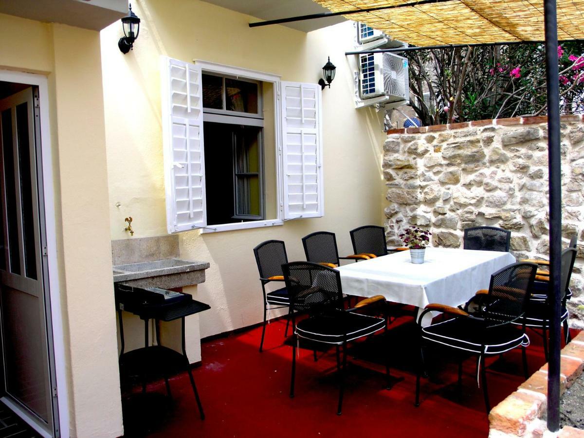 Holiday Home Lija Center 라브 외부 사진