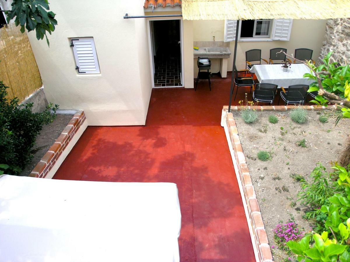 Holiday Home Lija Center 라브 외부 사진