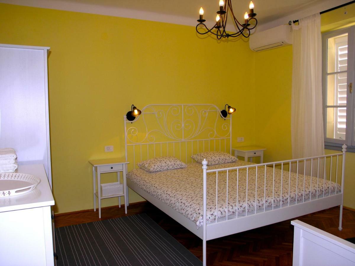 Holiday Home Lija Center 라브 외부 사진