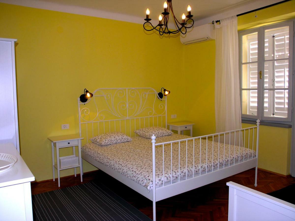 Holiday Home Lija Center 라브 외부 사진
